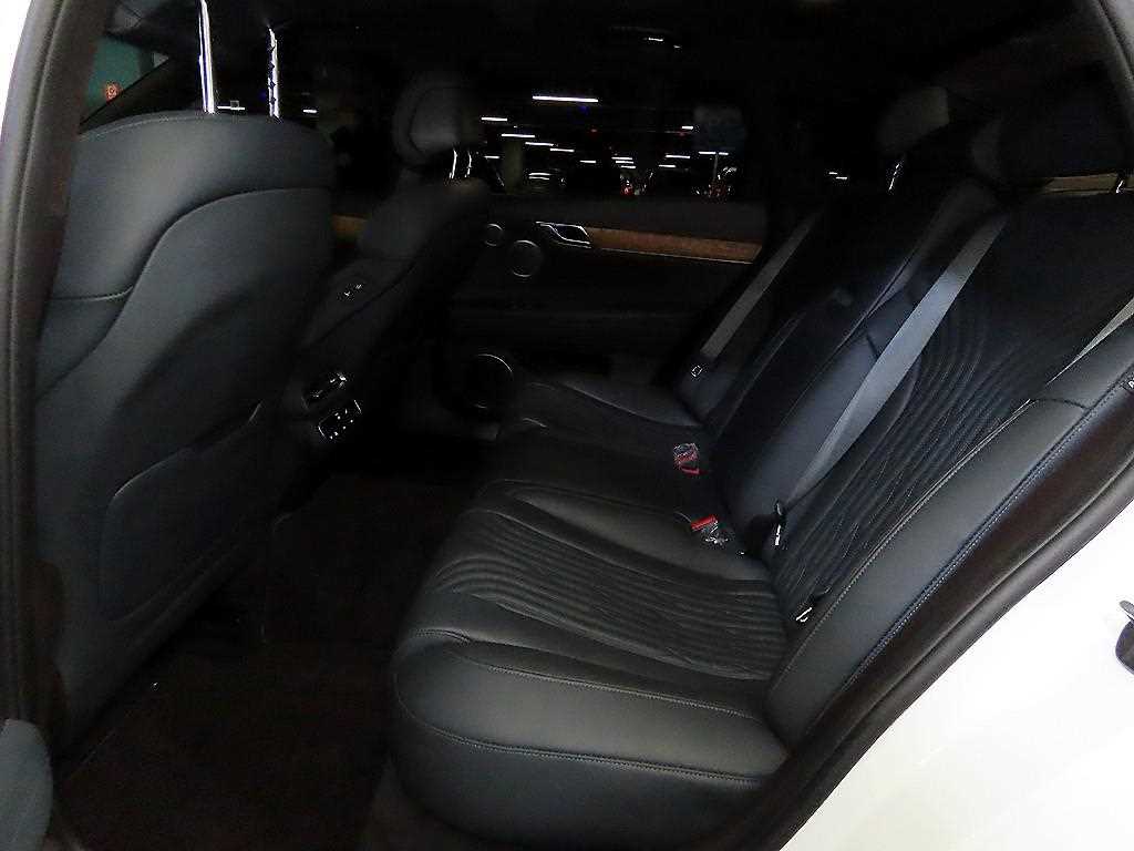 Genesis G80 - Vista 7