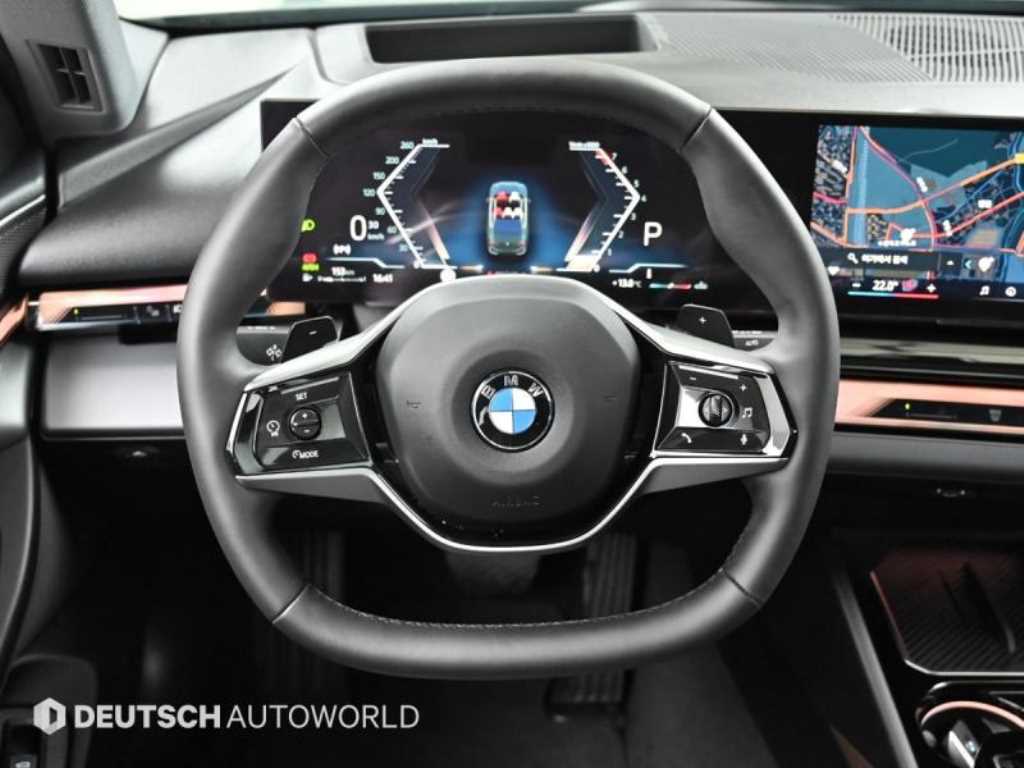 BMW 5 Series 2025 Verde - Importación desde Corea - HF Imports Iquique - Foto 13