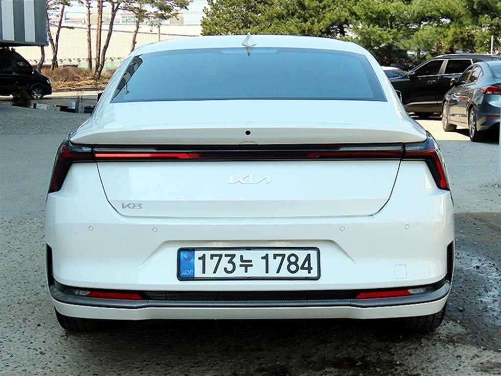 KIA K8 - Vista 4