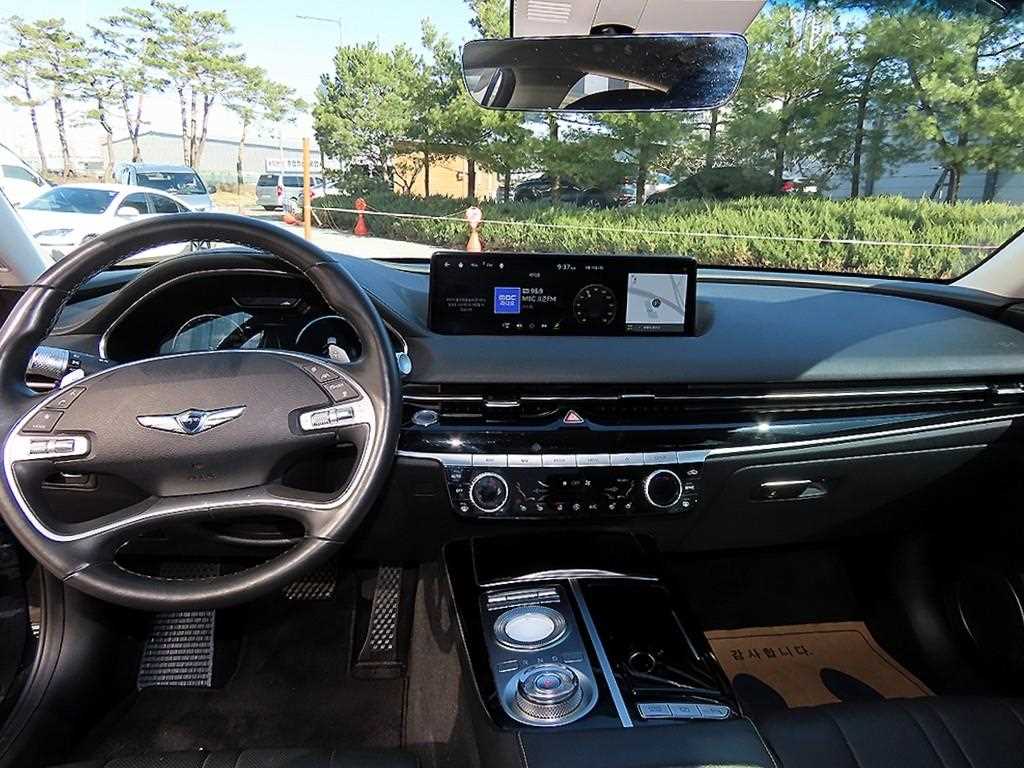 Genesis G80 - Vista 7