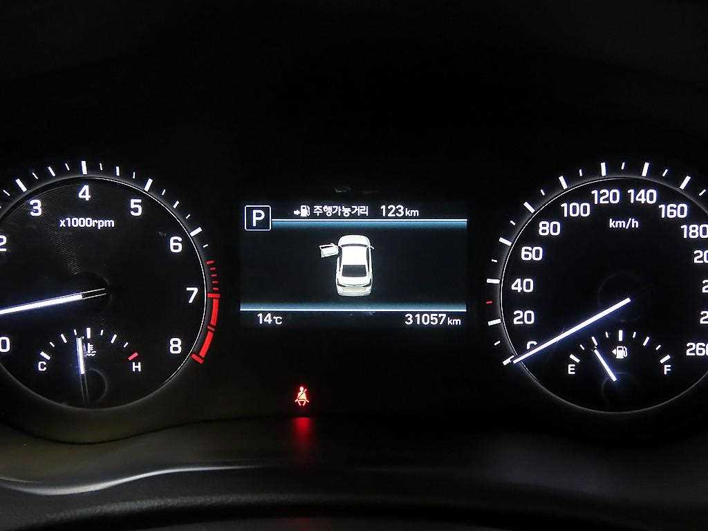 Genesis G80 - Vista 9