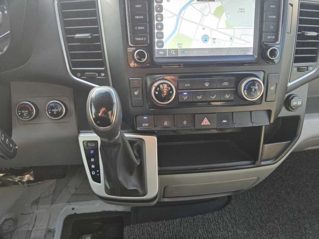 HYUNDAI Solati 2023 Blanco - Importación desde Corea - HF Imports Iquique - Foto 16