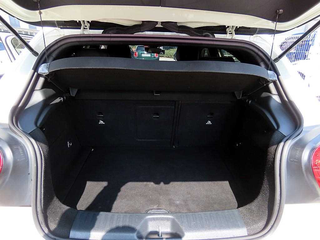 Mercedes Benz A Class 2018 Blanco - Importación desde Corea - HF Imports Iquique - Foto 16