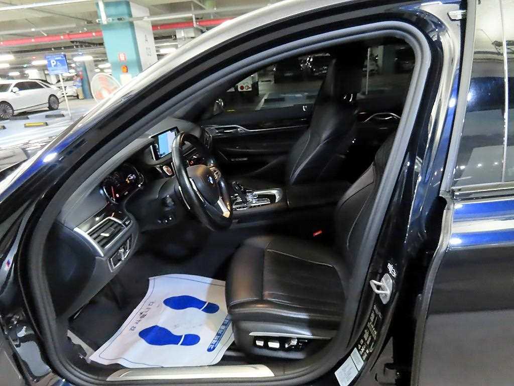 BMW 7 Series - Vista 6