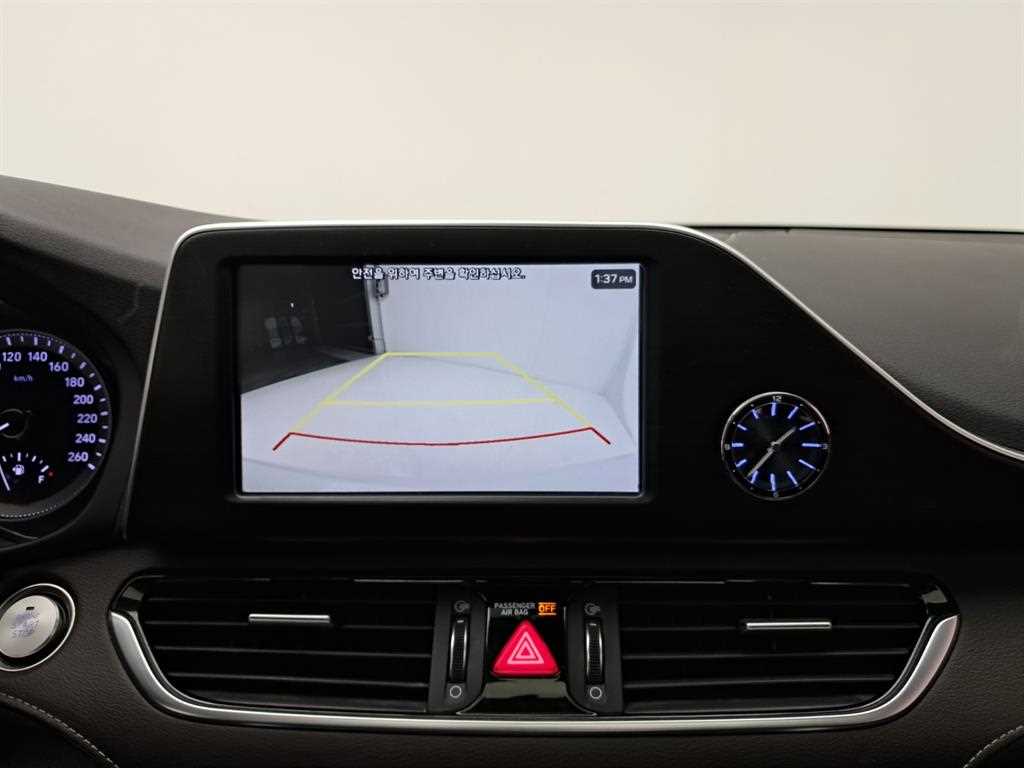 HYUNDAI Grandeur - Vista 10