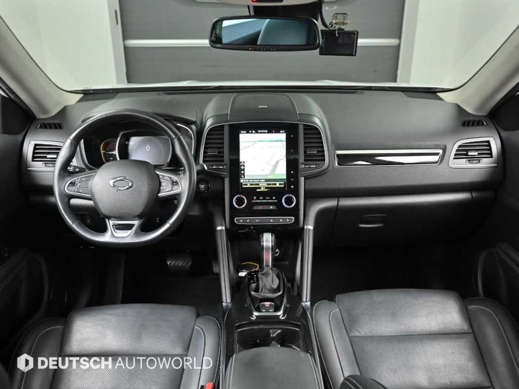 SAMSUNG QM6 - Vista 8