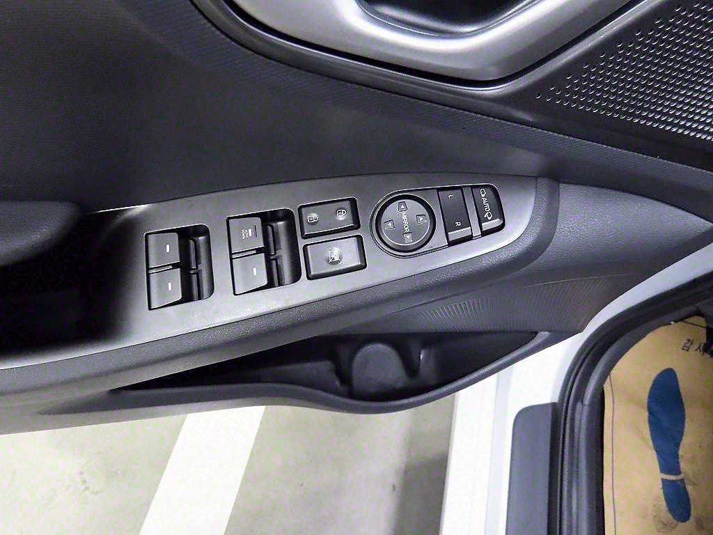 HYUNDAI Ioniq - Vista 11