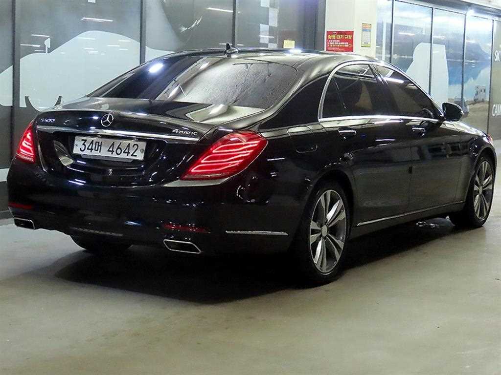 Mercedes Benz S Class - Vista 4