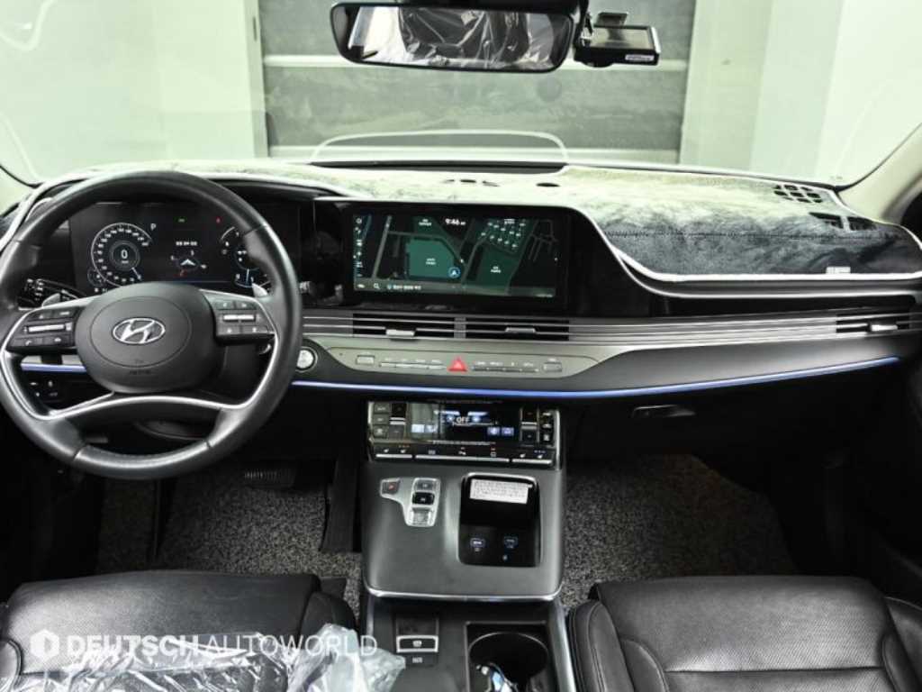 HYUNDAI Grandeur - Vista 7