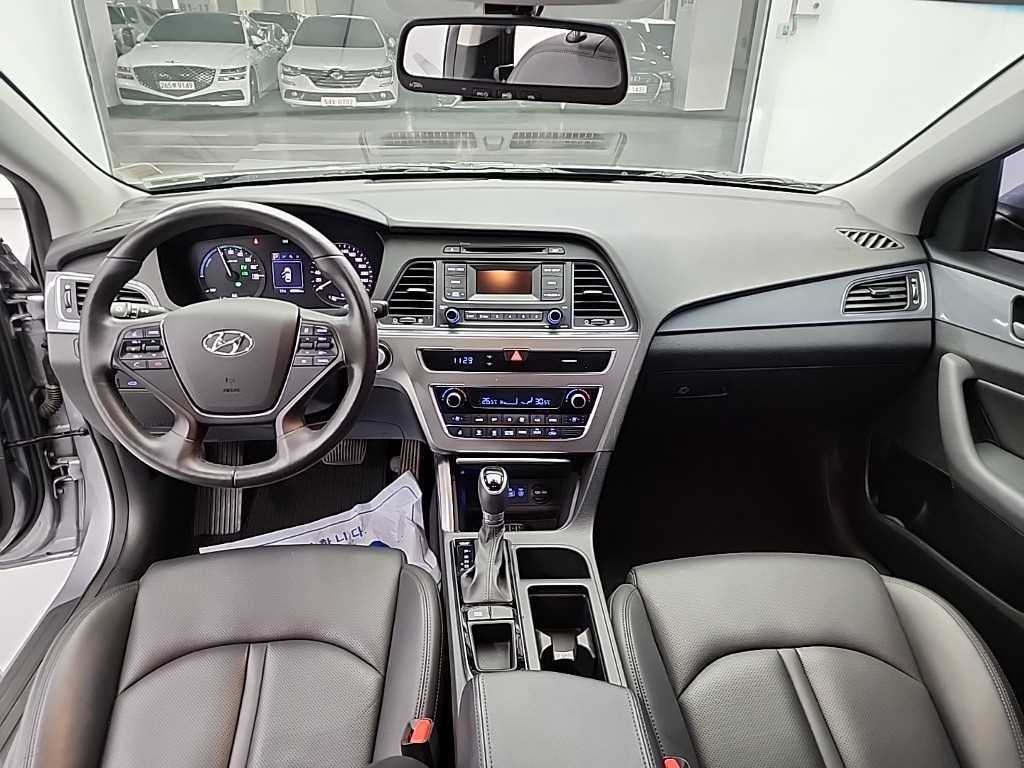 HYUNDAI Sonata - Vista 7