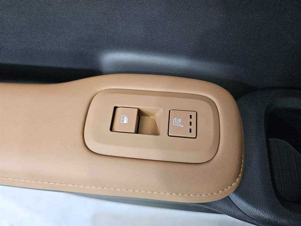 HYUNDAI Santa Fe - Vista 10