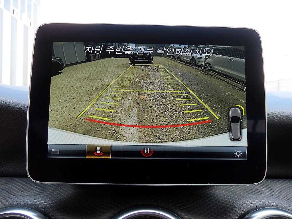 Mercedes Benz A Class 2018 Blanco - Importación desde Corea - HF Imports Iquique - Foto 14