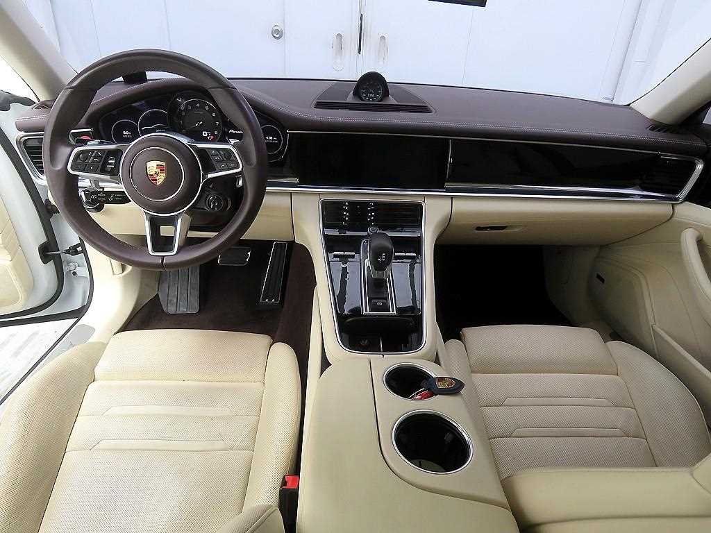 Porsche Panamera - Vista 9