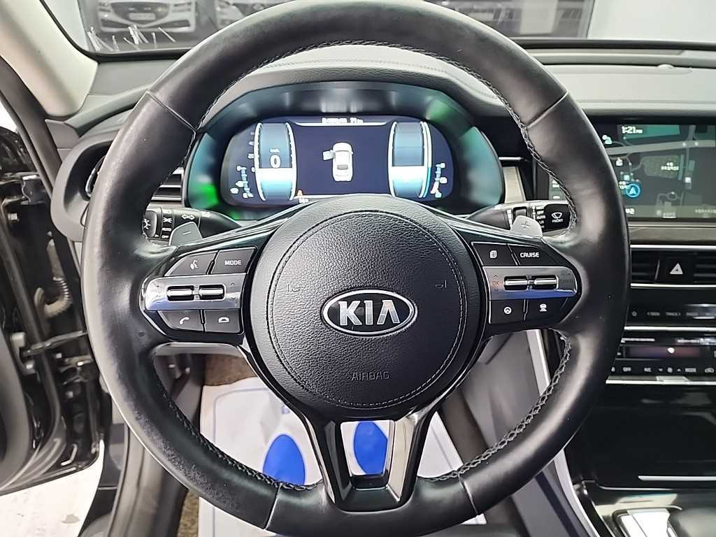 KIA K7 - Vista 9