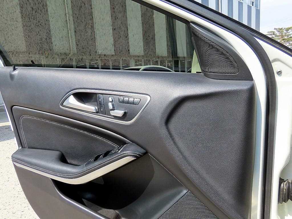 Mercedes Benz A Class - Vista 11