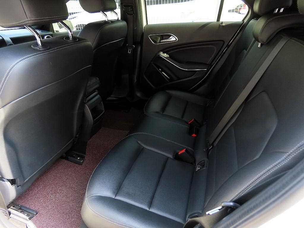 Mercedes Benz A Class - Vista 6