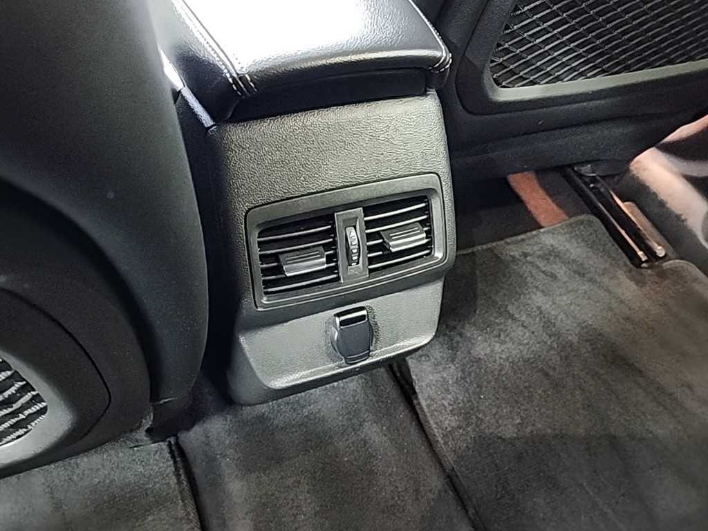 SAMSUNG QM6 2020 Blanco - Importación desde Corea - HF Imports Iquique - Foto 13