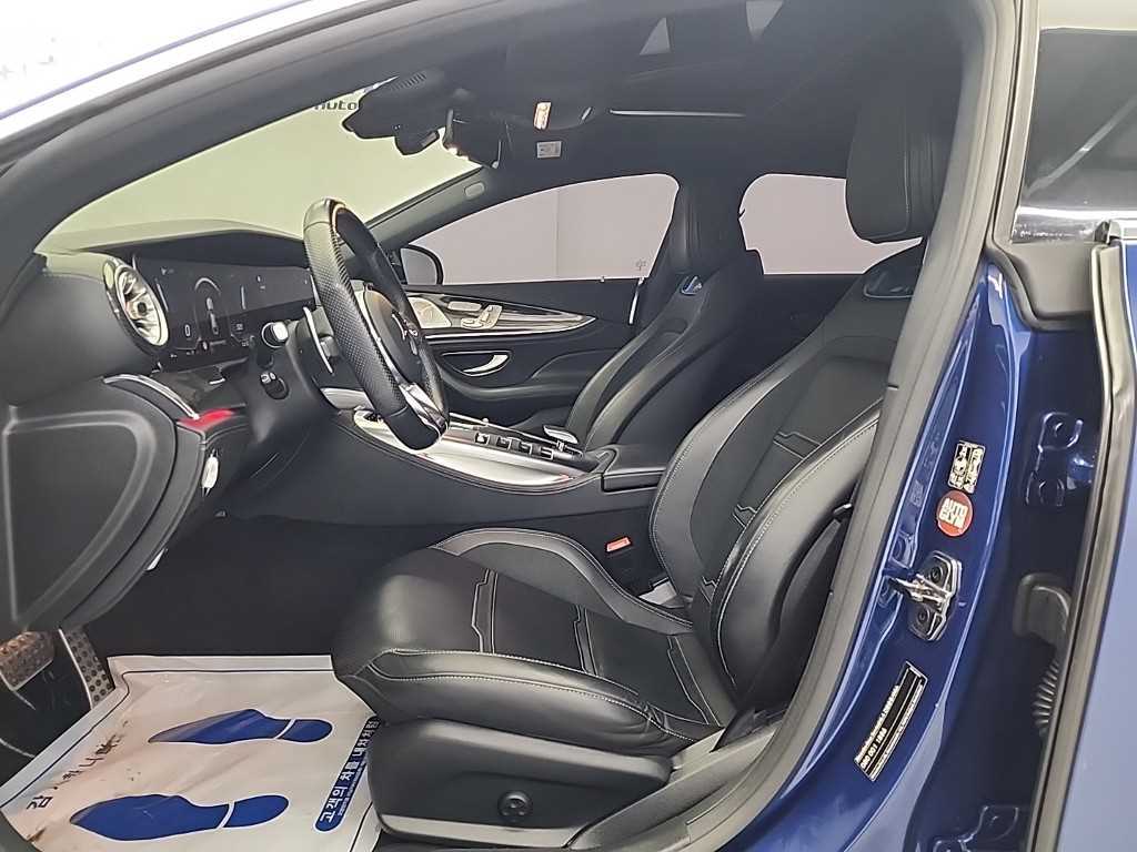 Mercedes Benz AMG GT - Vista 11