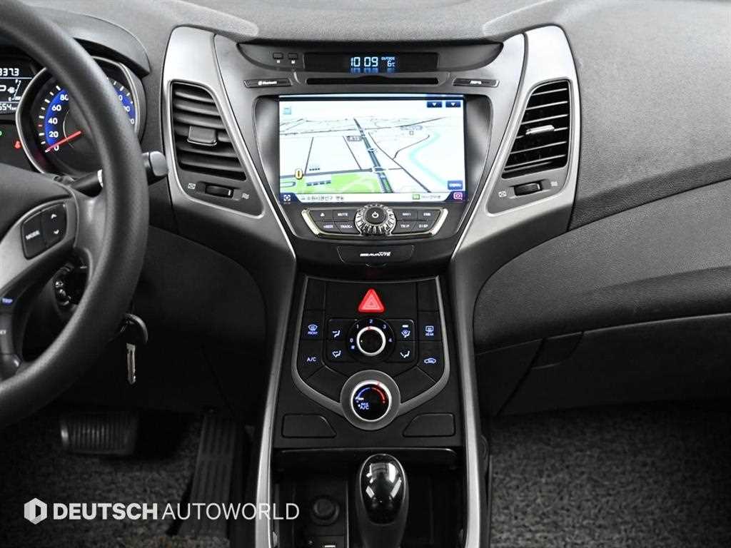 HYUNDAI Avante 2015 Blanco - Importación desde Corea - HF Imports Iquique - Foto 14