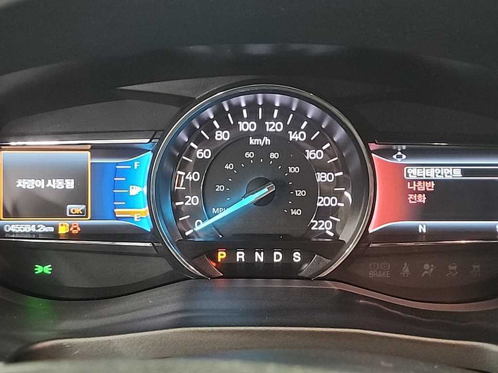 Ford Explorer - Vista 6