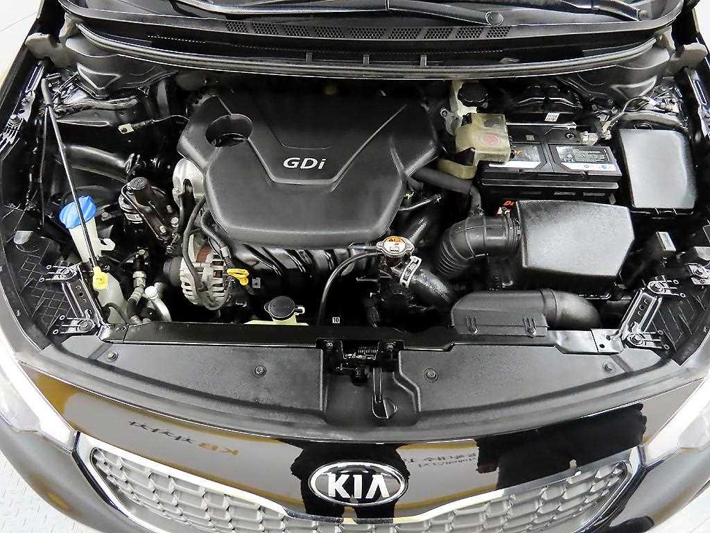 KIA K3 2015 Negro - Importación desde Corea - HF Imports Iquique - Foto 19