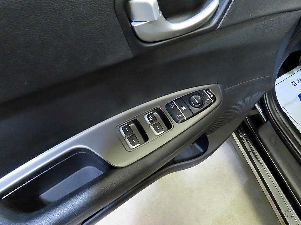 KIA K5 2019 Negro - Importación desde Corea - HF Imports Iquique - Foto 17