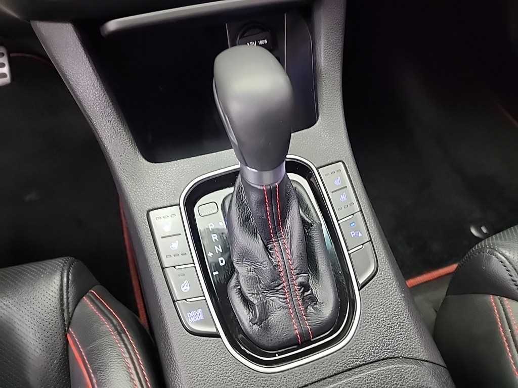 HYUNDAI i30 - Vista 8