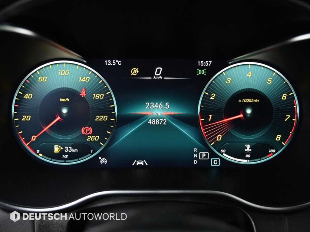 Mercedes Benz GLC Class - Vista 8