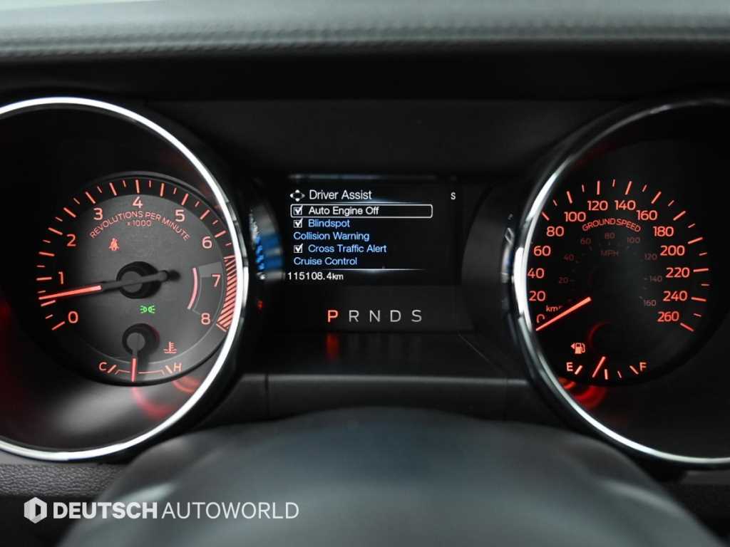 Ford Mustang - Vista 8