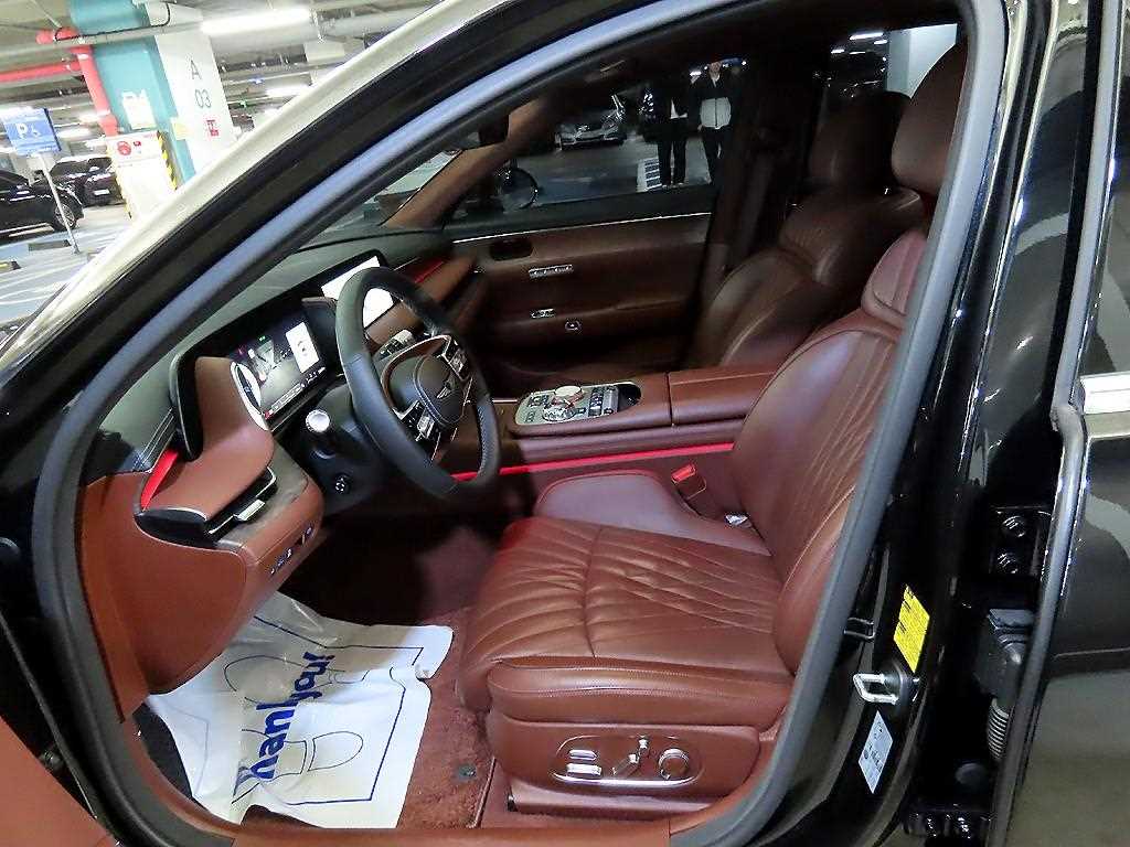 Genesis G90 - Vista 6