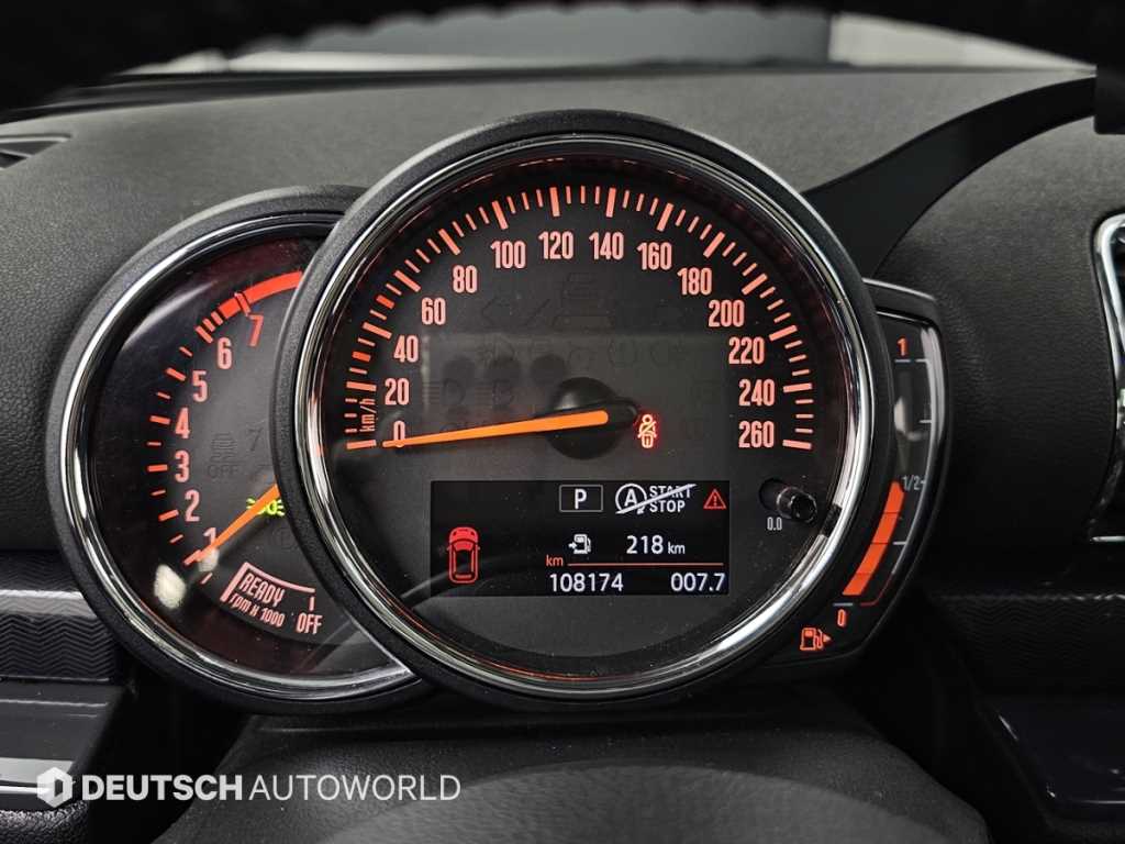 Mini Clubman - Vista 5