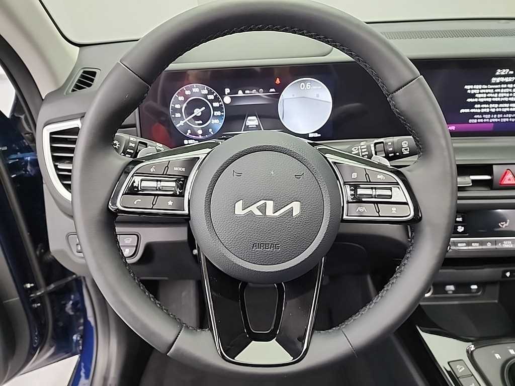 KIA Seltos - Vista 9