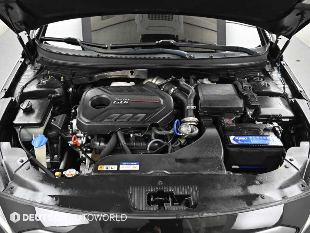 HYUNDAI Sonata - Vista 6