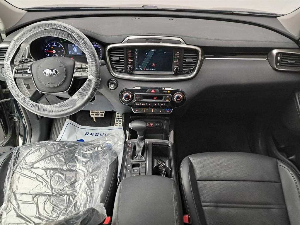 KIA Sorento - Vista 6