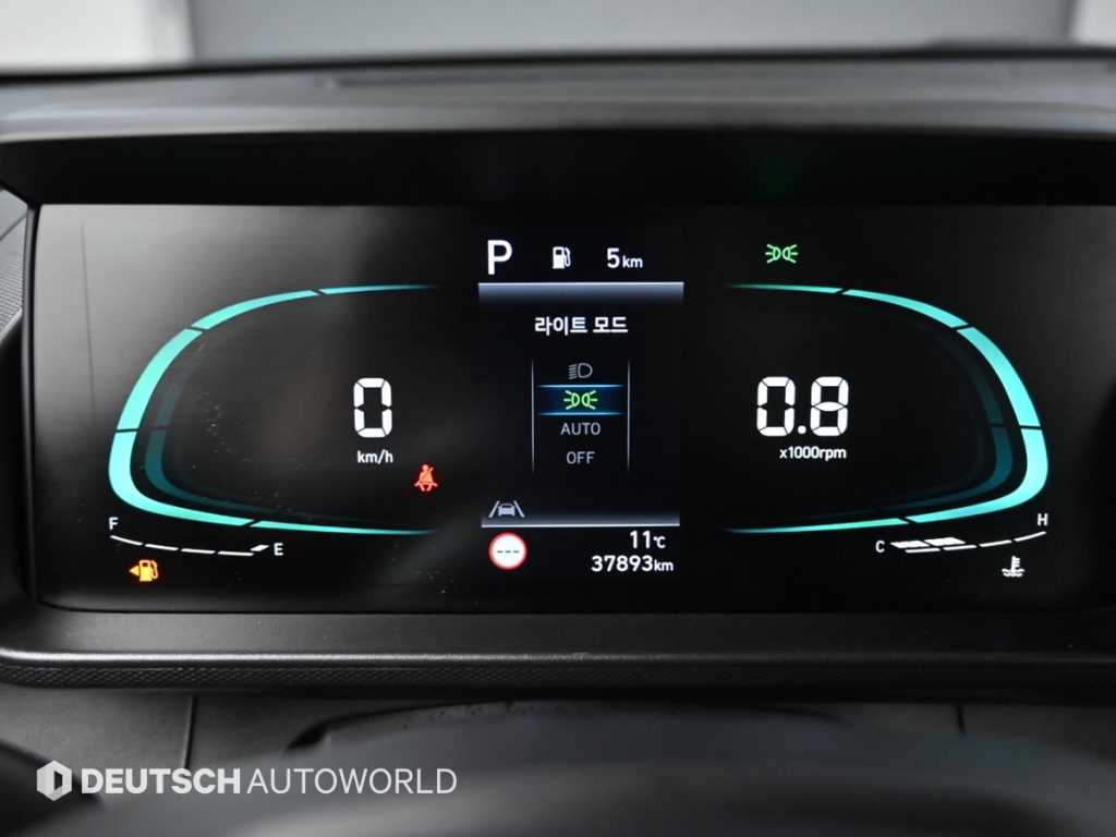 HYUNDAI Casper - Vista 8