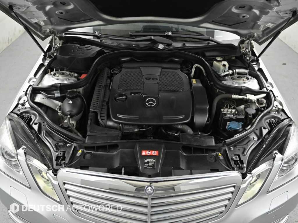 Mercedes Benz E class - Vista 6