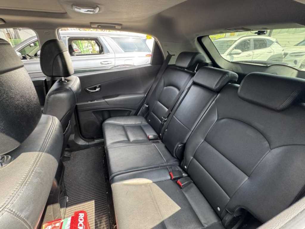 Ssangyong Korando - Vista 9