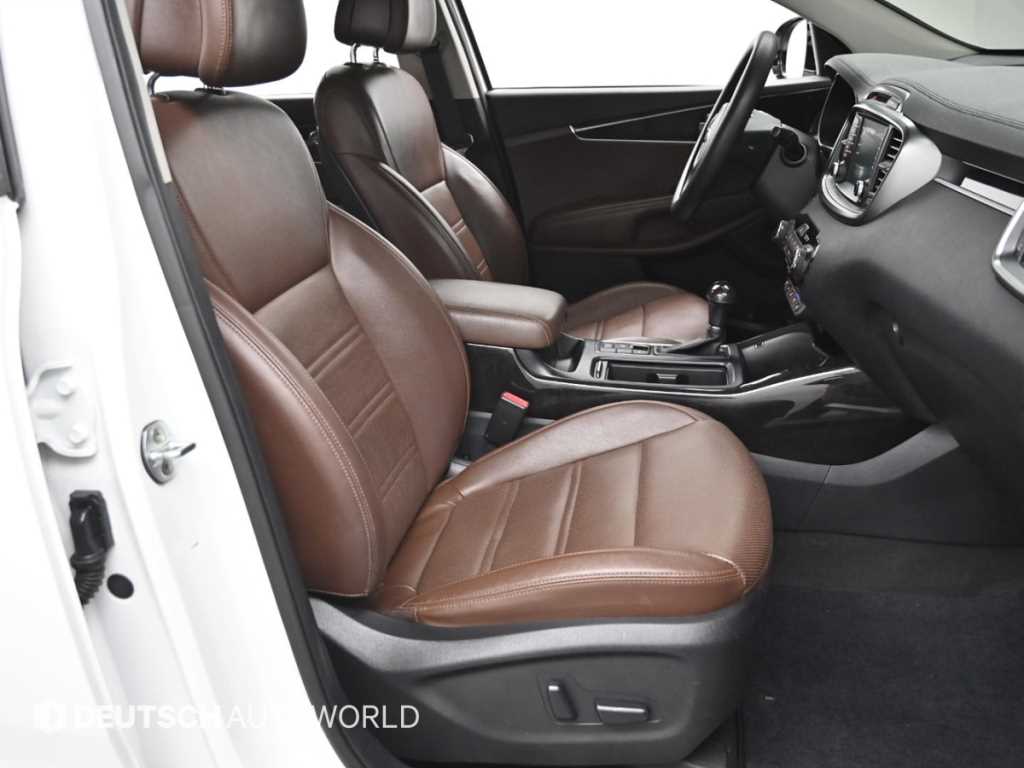 KIA Sorento - Vista 10