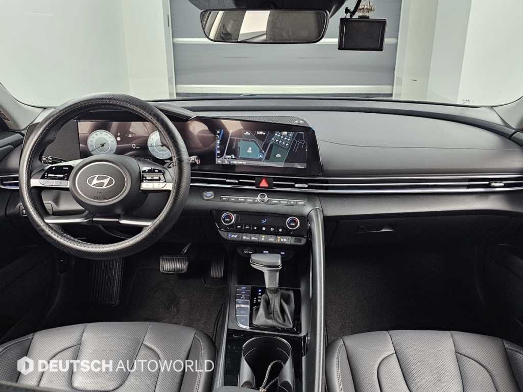 HYUNDAI Avante - Vista 7