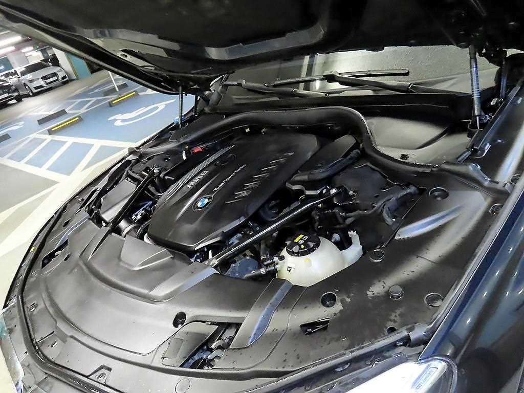 BMW 7 Series 2016 Azul - Importación desde Corea - HF Imports Iquique - Foto 19