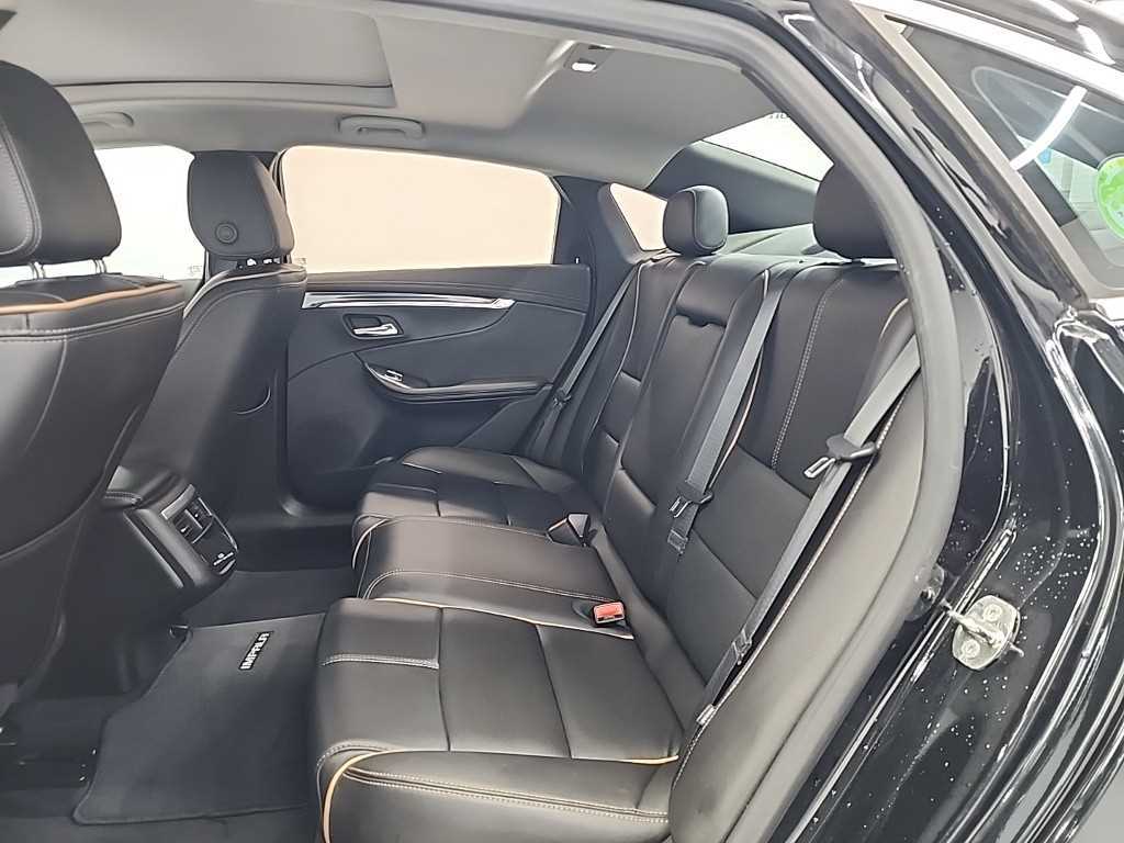 Chevrolet Impala - Vista 12