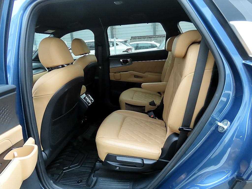 KIA Sorento - Vista 6
