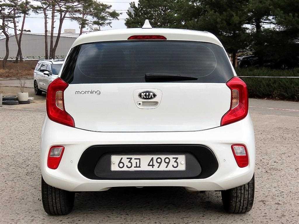 KIA Morning - Vista 4