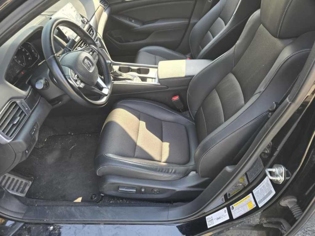 Honda Accord - Vista 12