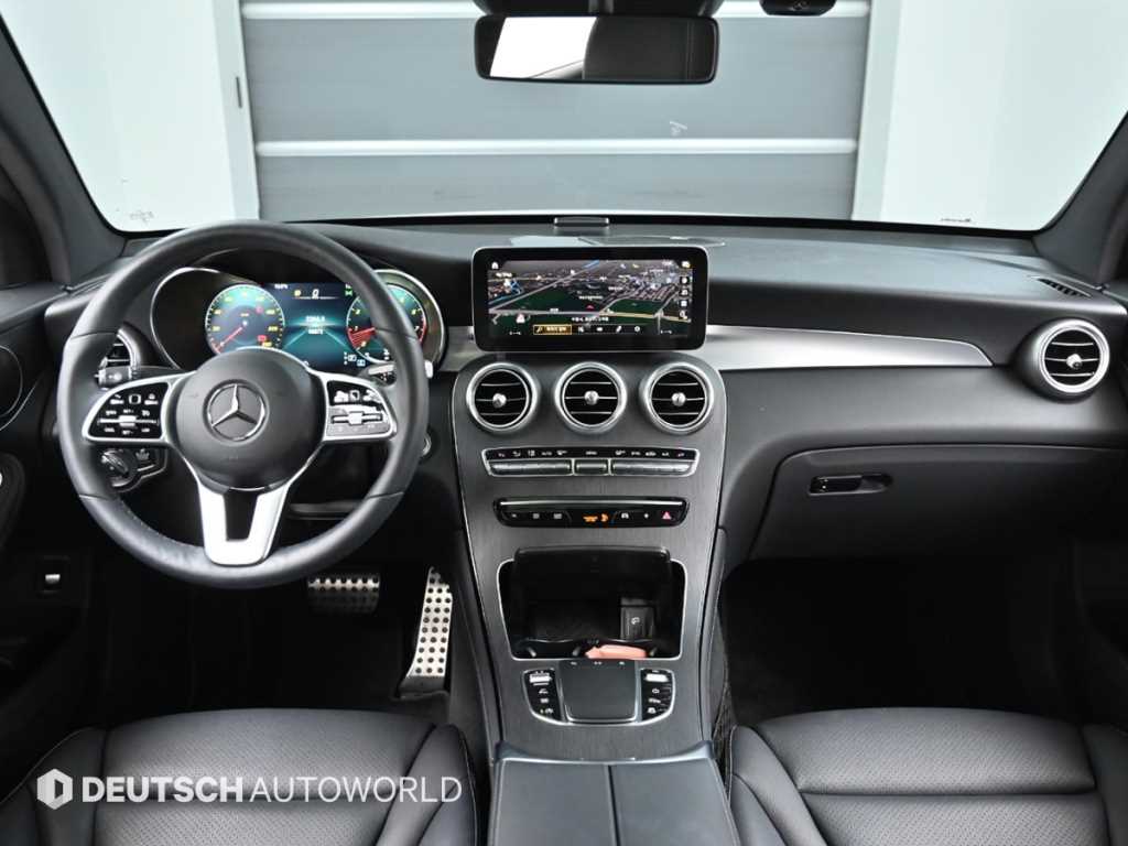 Mercedes Benz GLC Class - Vista 7