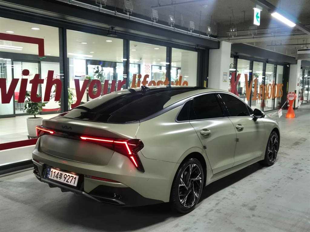 KIA K5 - Vista 4