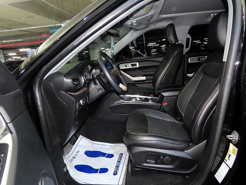 Ford Explorer - Vista 6