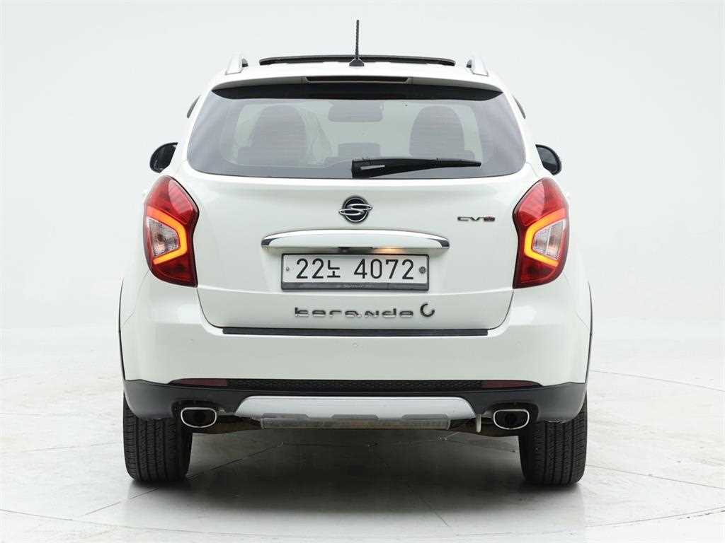 Ssangyong Korando - Vista 5