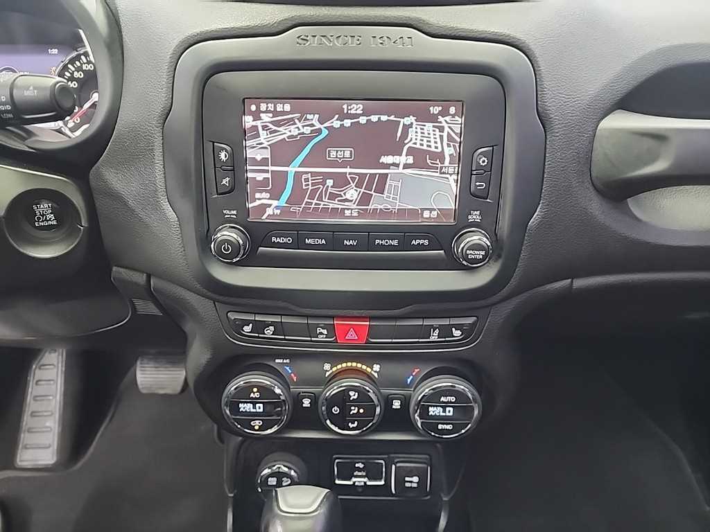 Jeep Renegade - Vista 10