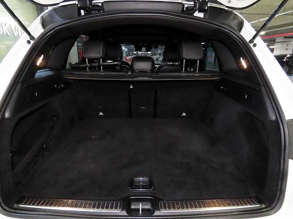 Mercedes Benz GLC Class 2018 Blanco - Importación desde Corea - HF Imports Iquique - Foto 16